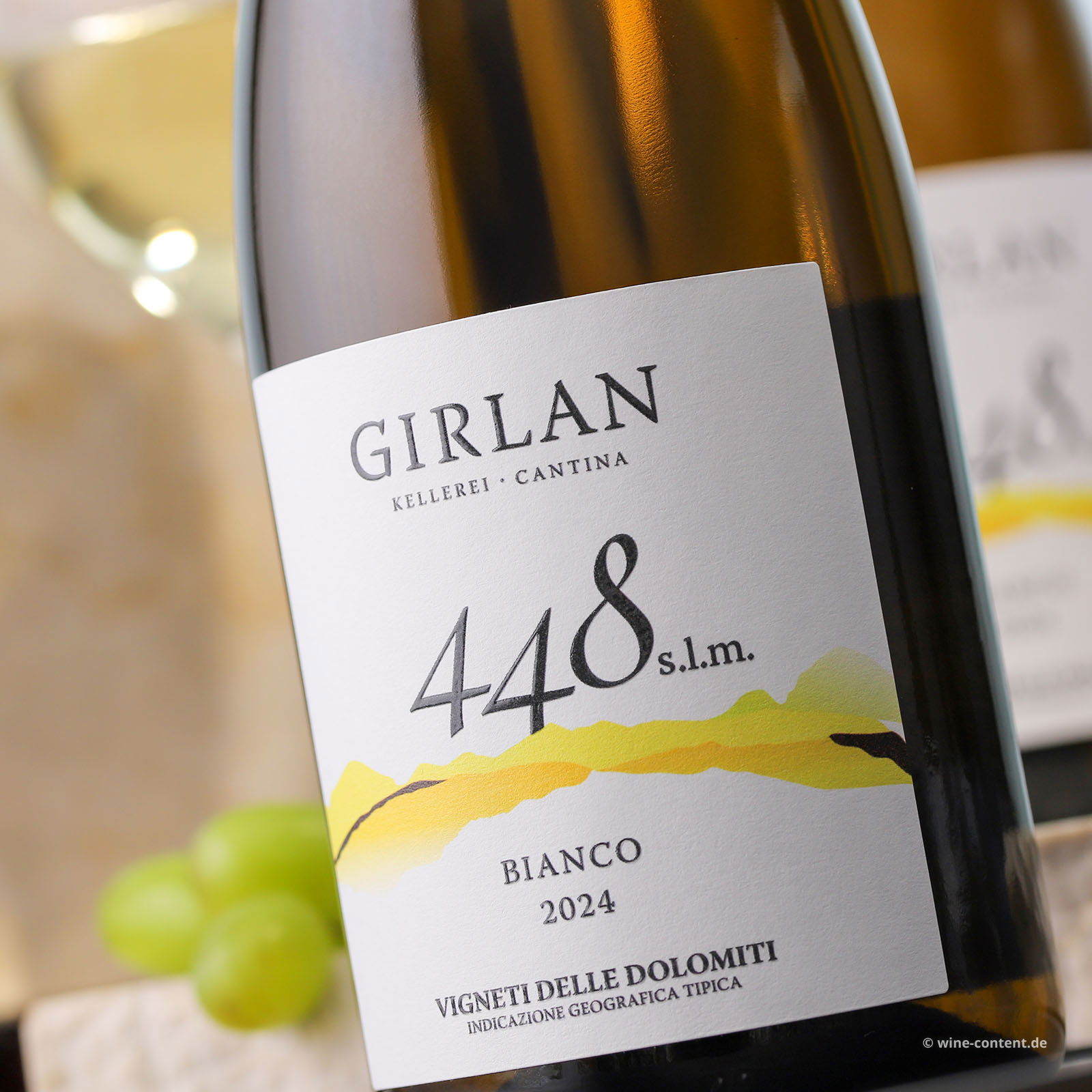 Bianco 2024 448 s.l.m.