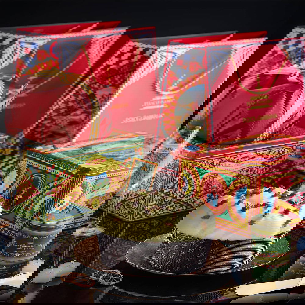 2x Panettone mit sizilianischen Pistazien Dolce & Gabbana 2x Panettone mit sizilianischen Pistazien Dolce & Gabbana