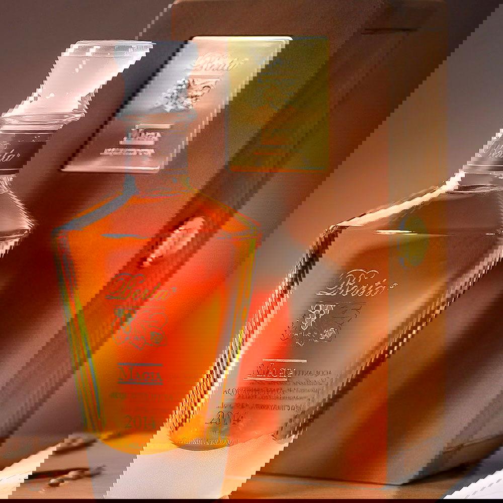 Acquavite d'Uva Magia 2014 in Holzkassette