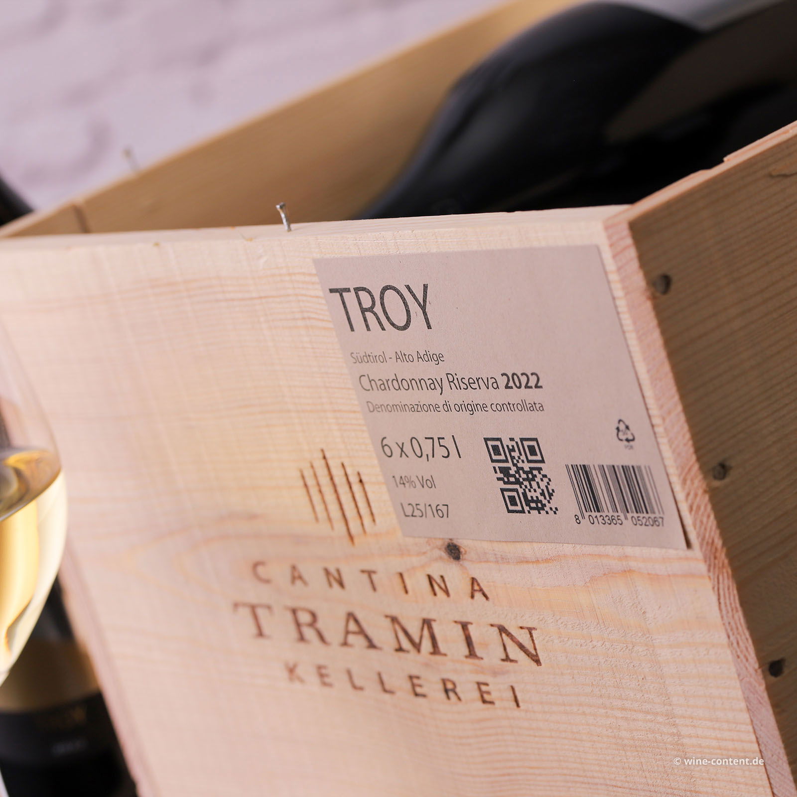 6er-Holzkiste Chardonnay Riserva 2022 Troy
