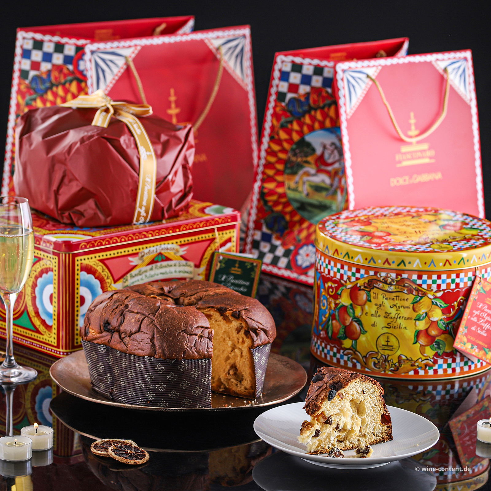 1x Panettone mit sizilianischen Pistazien & 1x mit Zitrusfrüchten und Safran Dolce & Gabbana 1x Panettone mit sizilianischen Pistazien & 1x mit Zitrusfrüchten und Safran Dolce & Gabbana