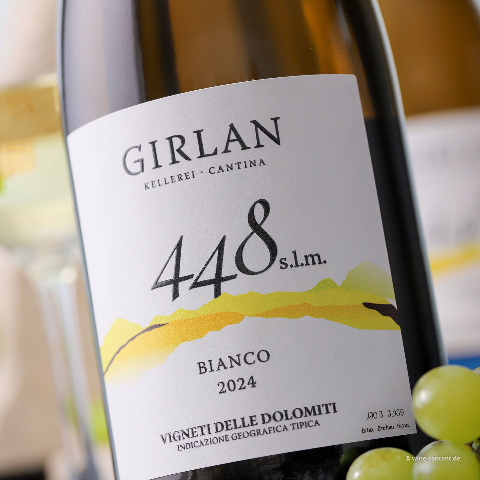 Bianco 2024 448 s.l.m.