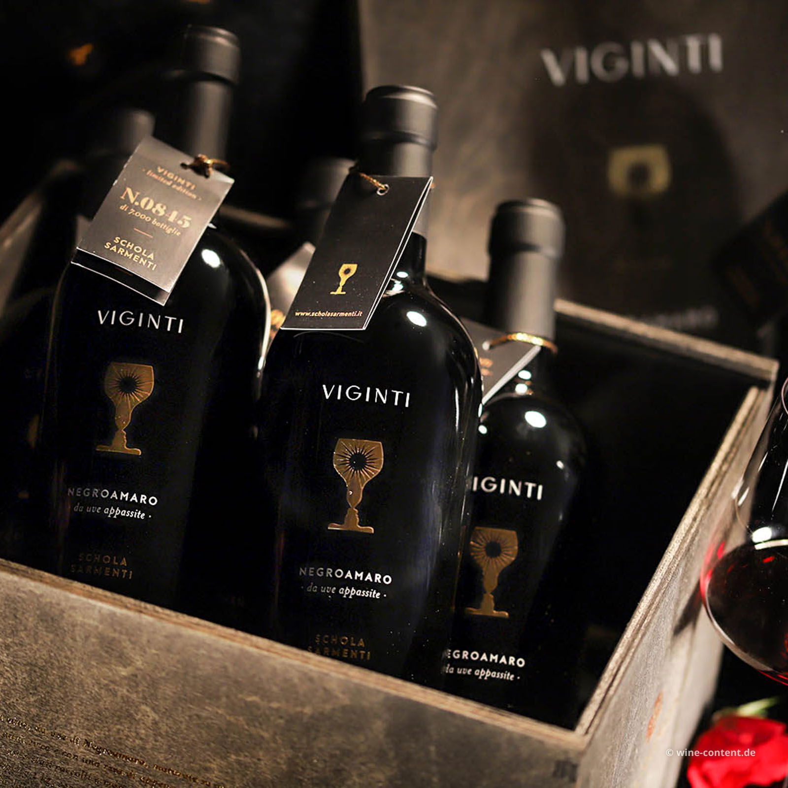 6er-Holzkiste Negroamaro Salento Appassite 2019 Viginti